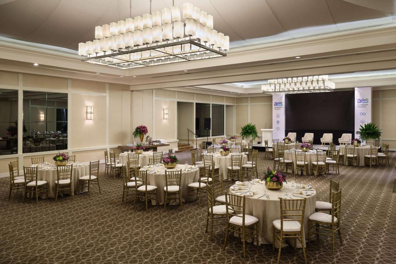 Bristol Panama, A Registry Collection Hotel Bagian luar foto The ballroom at the Four Seasons Hotel