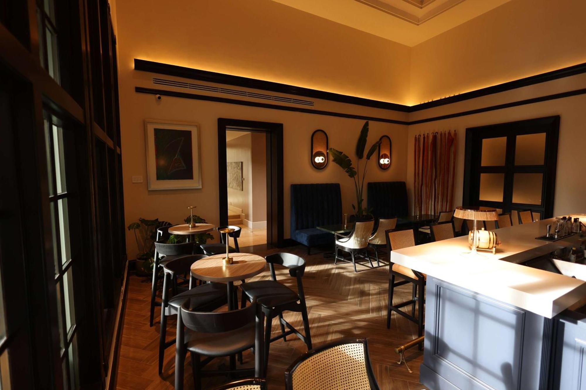Bristol Panama, A Registry Collection Hotel Bagian luar foto The interior of the lounge